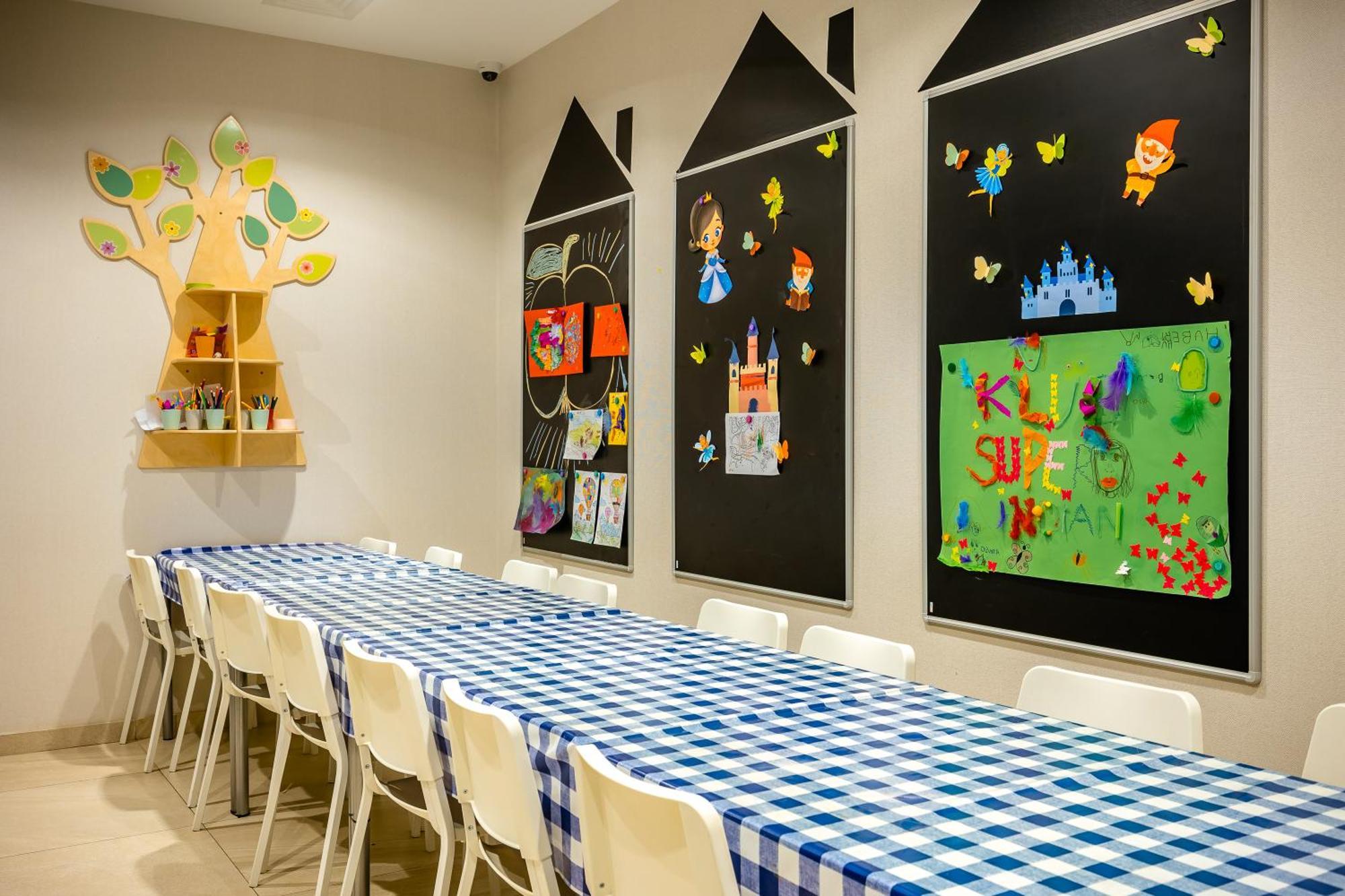 Platinum Mountain Hotel&Spa Szklarska Poreba Bagian luar foto The Children's Hospital of Philadelphia