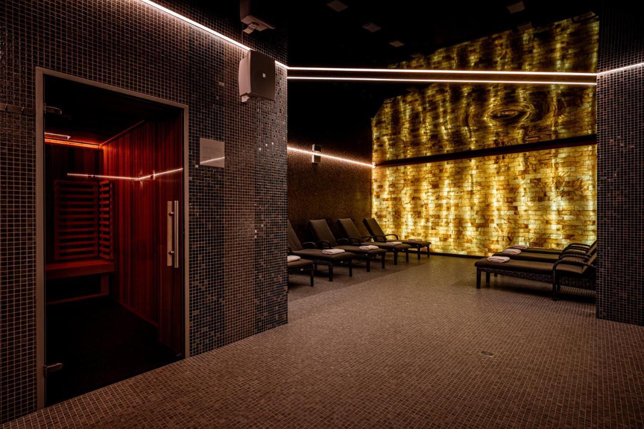 Platinum Mountain Hotel&Spa Szklarska Poreba Bagian luar foto The spa at The Dorchester